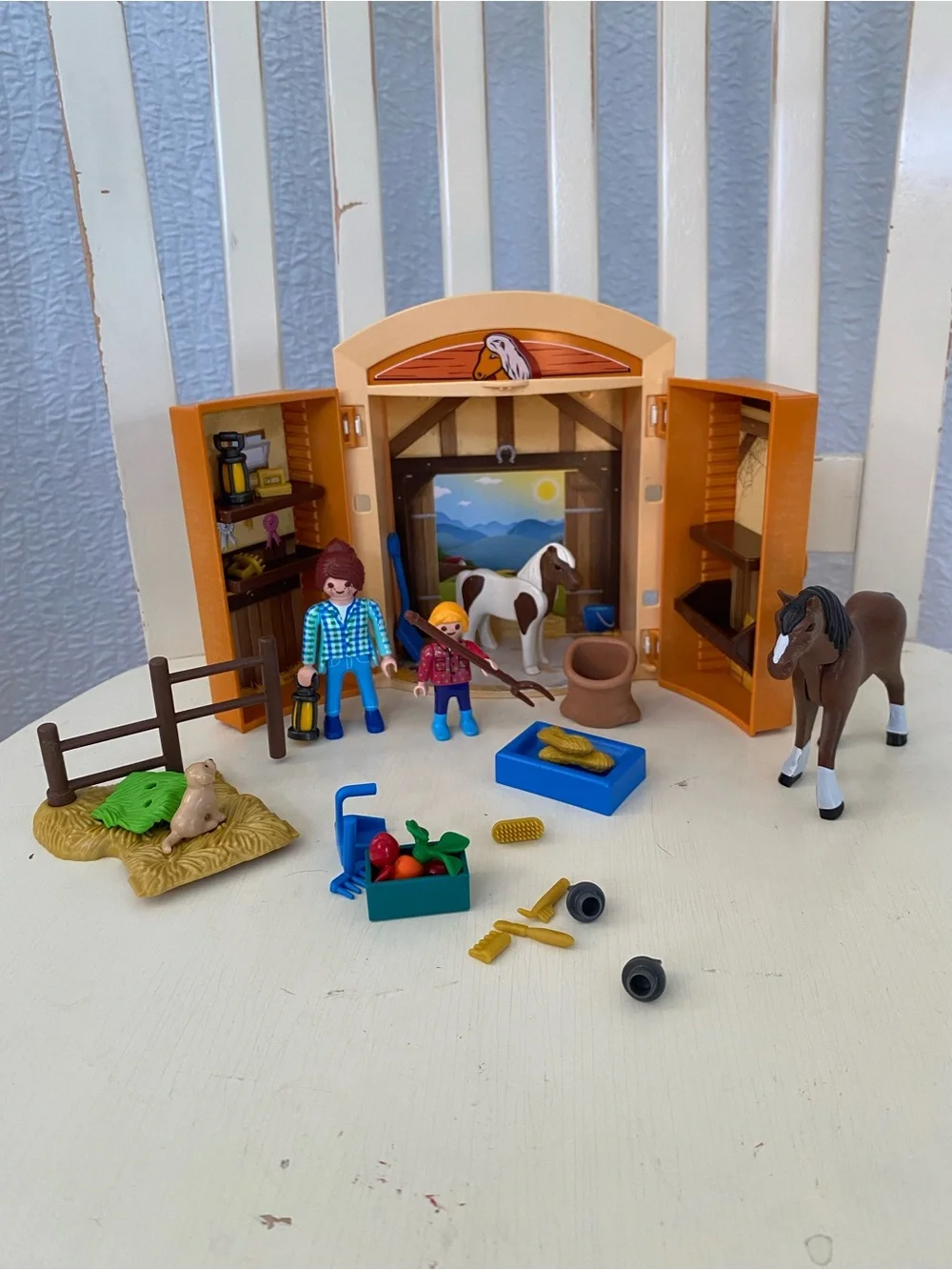 Playmobil NEW 4187 Donkey & Foal Girl  & Used 5660 Pony Stable Play Box EUC